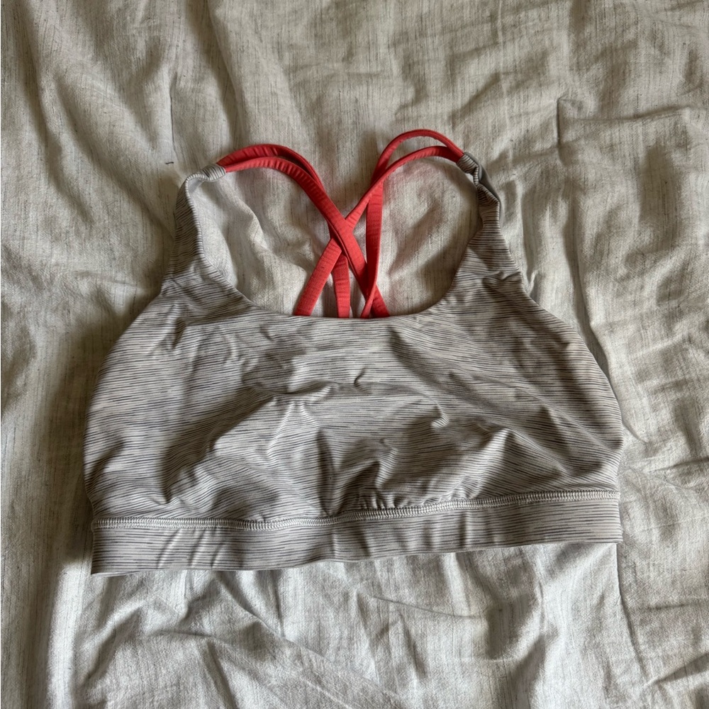 Lululemon sports bra